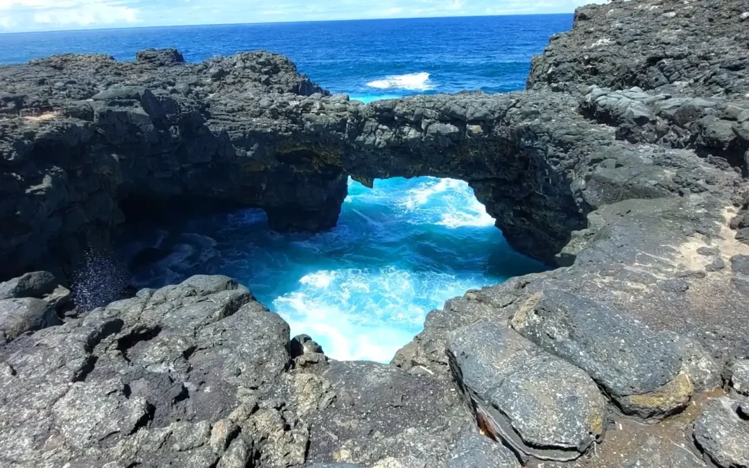 Pont Naturel: Discover & Experience Its Raw Beauty